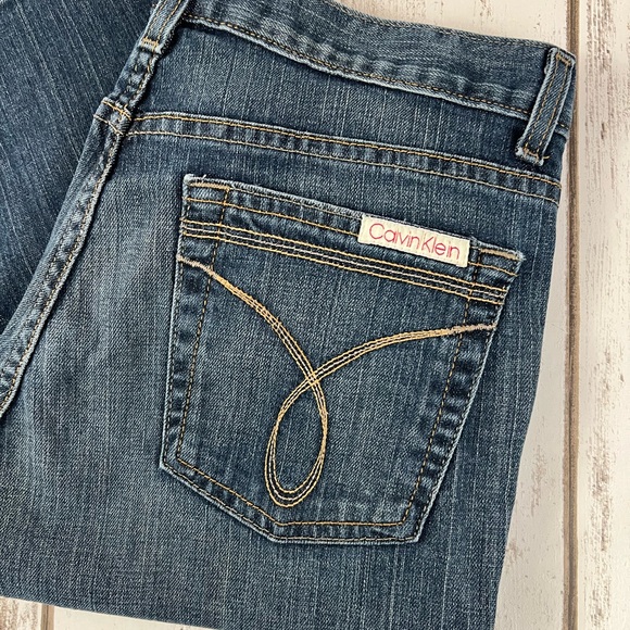 Calvin Klein Women's Flare Jeans Size 6 Boot Cut Wide Leg - Picture 2 of 12